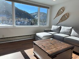 Beautiful Renovated 1br Lakeside Condo 1 Bedroom Condo