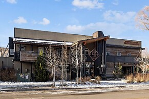 Howelsen Place A202 1 Bedroom Condo