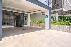 Lux Suites Laurel Hill Suites