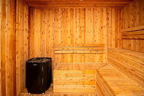 Lux Suites Laurel Hill Suites