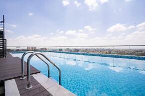 Lux Suites Laurel Hill Suites