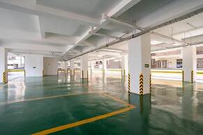 Lux Suites Laurel Hill Suites