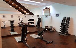 Villa With Salt Water Pool