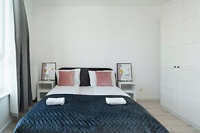 Symphony Modern Tower