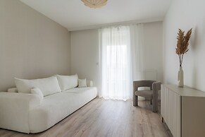 Symphony Modern Tower