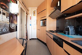 Vintage Apartment With sea View in Ostend