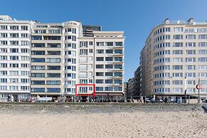 Vintage Apartment With sea View in Ostend