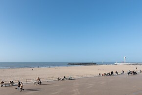 Vintage Apartment With sea View in Ostend