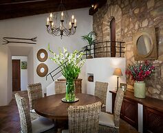 Traditional Villa With Private Pool