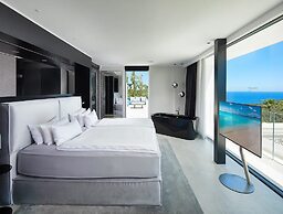 Exclusive Villa on White Isle