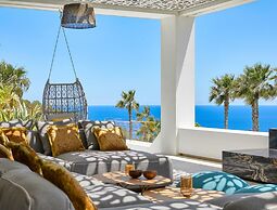 Exclusive Villa on White Isle