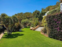 Exclusive Villa on White Isle