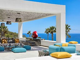 Exclusive Villa on White Isle