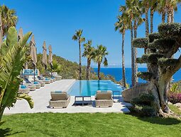 Exclusive Villa on White Isle