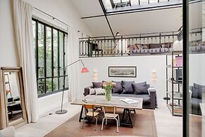 Paris Green House Residence