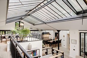 Paris Green House Residence