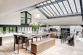 Paris Green House Residence