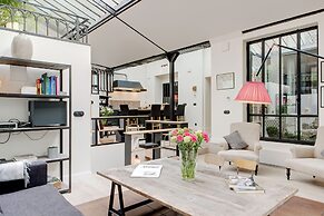 Paris Green House Residence