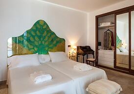 Villa With Direct sea Access