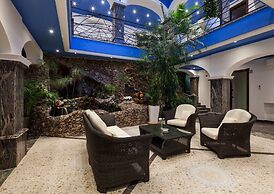 Villa With Direct sea Access