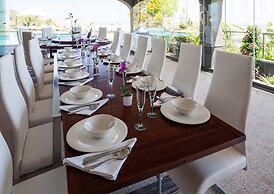 Villa With Direct sea Access