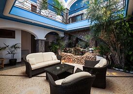 Villa With Direct sea Access