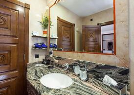 Villa With Direct sea Access