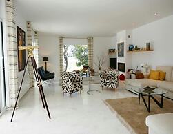 Villa With Golf-course Views