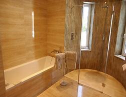 Villa With Golf-course Views