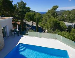 Villa With Golf-course Views