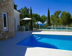 Villa With Golf-course Views