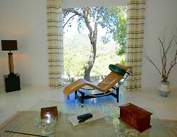 Villa With Golf-course Views