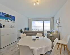 Apartment With Sea View for 4 People