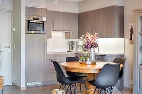 Apartment With 2 Rooms and Terrace