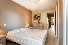 Apartment With 2 Rooms and Terrace