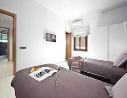 Beachfront Villa With Saltwater Pool