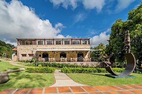 Hotel La Compania Del Valle