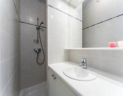 Cosy Apartment With Terrace for 4 People