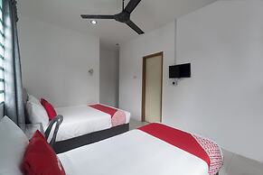 OYO 91089 Motel Fasa 2b