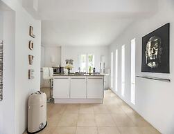 Tranquil Villa With Private Pool