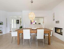 Tranquil Villa With Private Pool