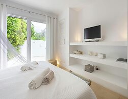 Tranquil Villa With Private Pool