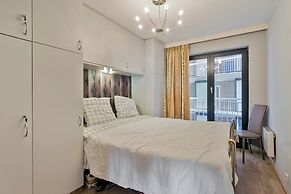 Apartment With 4 Rooms and Terrace