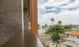 NWTs - Estúdios com Vista Lateral Mar