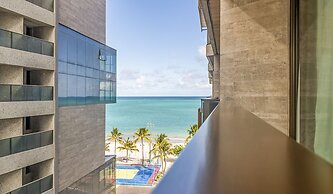 NWTs - Estúdios com Vista Lateral Mar