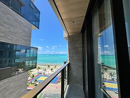 NWTs - Estúdios com Vista Lateral Mar
