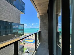 NWTs - Estúdios com Vista Lateral Mar