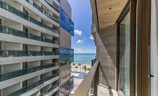 NWTs - Estúdios com Vista Lateral Mar