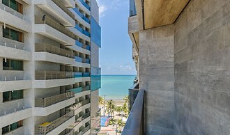 NWTs - Estúdios com Vista Lateral Mar