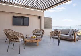 Avelia Luxury Villa With Private Pool